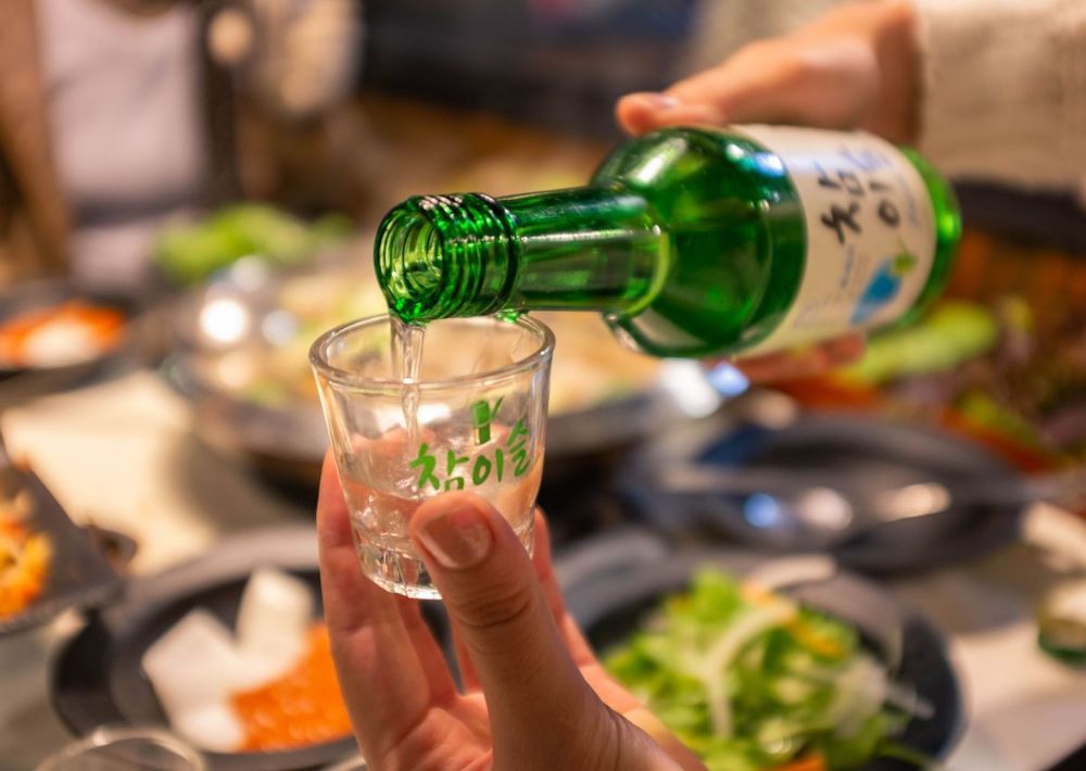 What to Eat with Soju, Makgeolli, and Beer: Korean Food Pairings